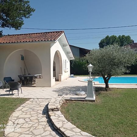 La Maison Basque Sainte-Livrade-sur-Lot Zewnętrze zdjęcie