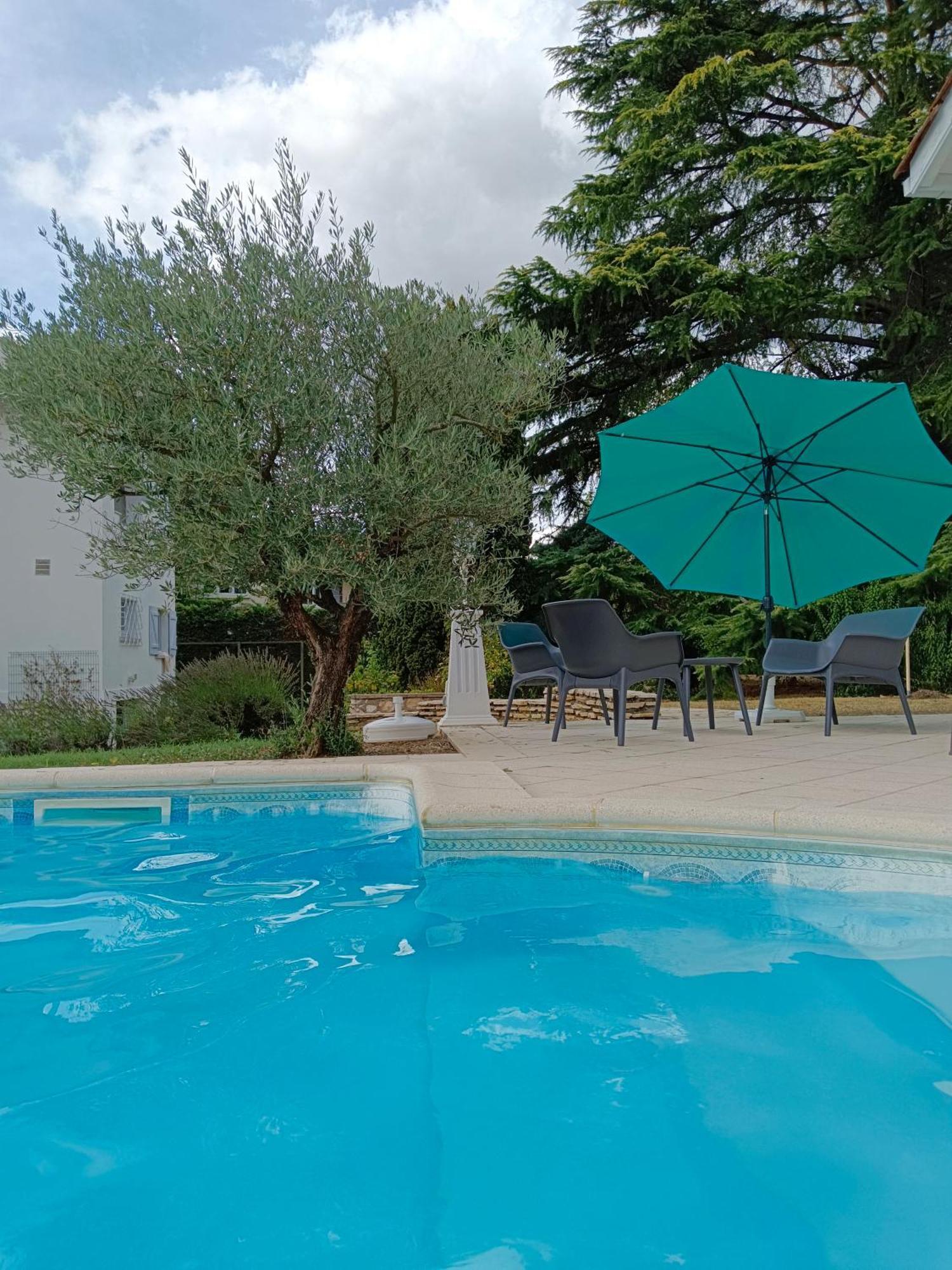 La Maison Basque Sainte-Livrade-sur-Lot Zewnętrze zdjęcie