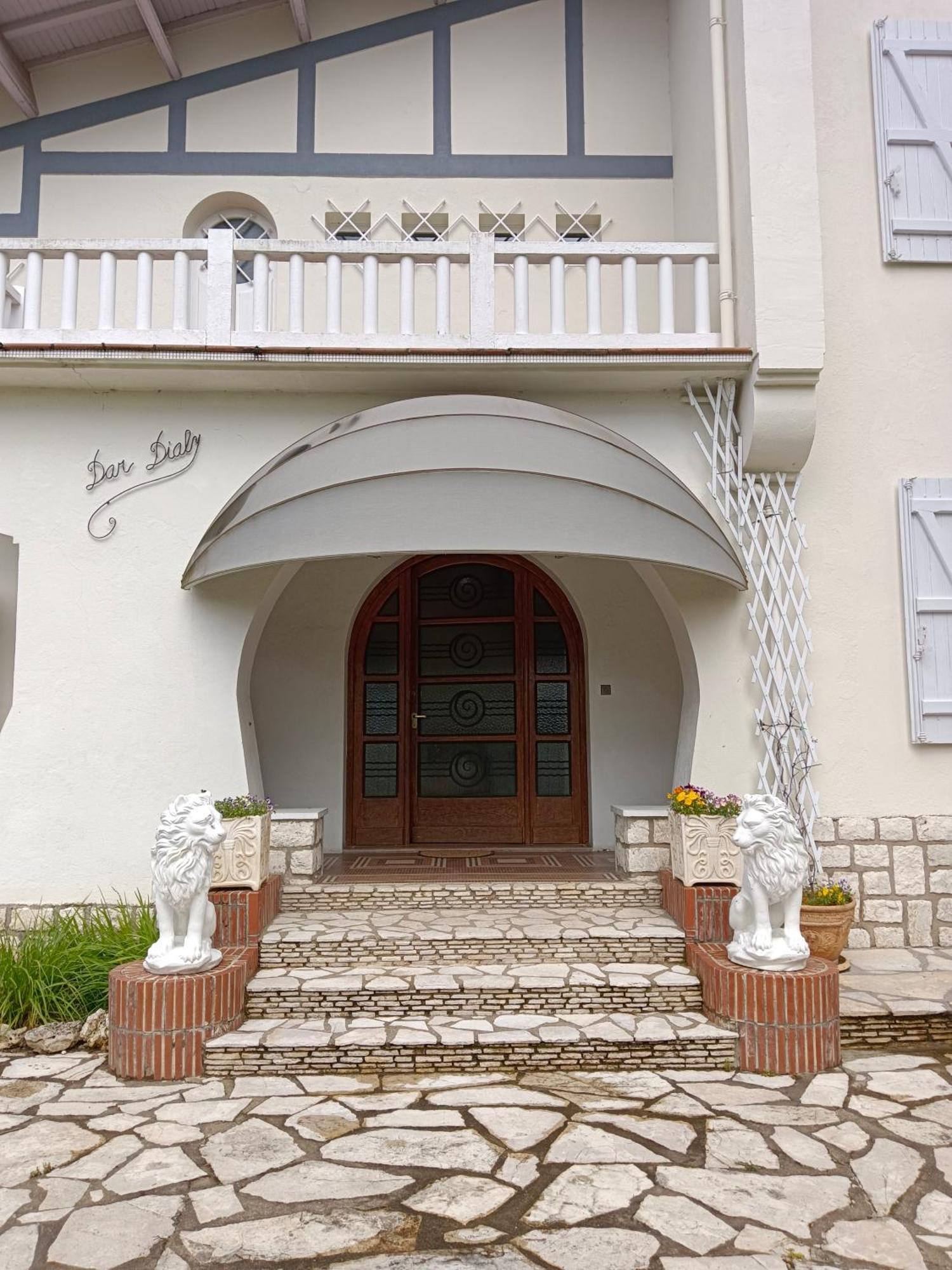 La Maison Basque Sainte-Livrade-sur-Lot Zewnętrze zdjęcie