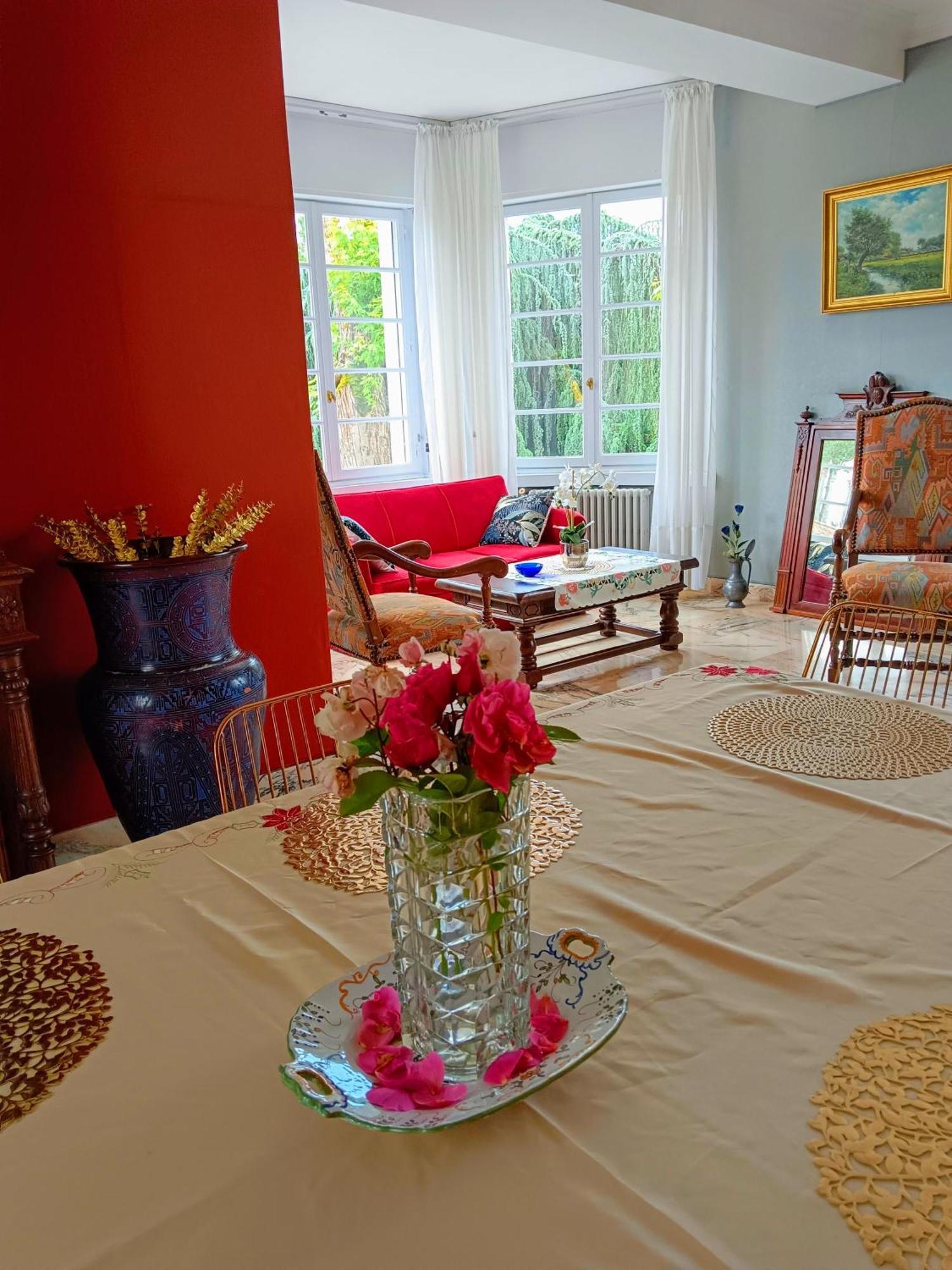 La Maison Basque Sainte-Livrade-sur-Lot Zewnętrze zdjęcie